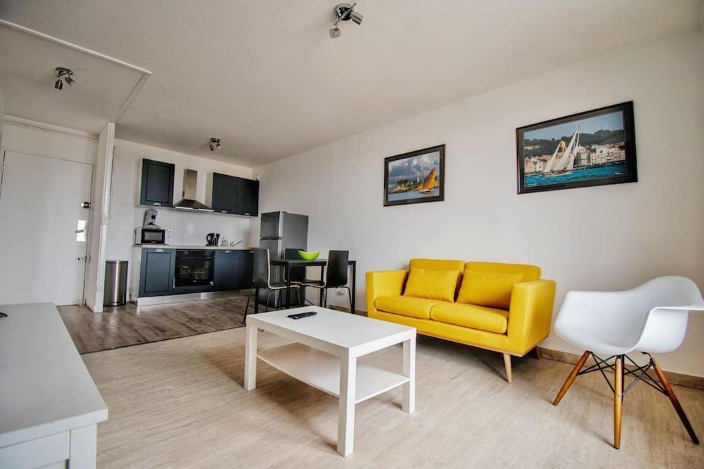 Appartamento Joli T2 Lumineux Avec Balcon Et Wifi - Proche Cv Aix-en-Provence Esterno foto